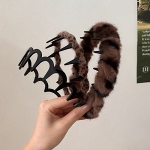 Băng Đô Nhung Họa Tiết Da Báo Cao Cấp Cho Phụ Nữ Mùa Thu Đông Kẹp Tóc Cao Cấp Mới 2024 Kẹp Tóc Nữ Họa Tiết Da Báo