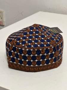 Al FAIZ 🥰 Presents Pakistani cap kopiah number1 quilty washable material havy workon cap finishing awesome diamond shape…. colour full collection perfect stiched cap Pakistani pattern.. all size available.. 50 51 52 HELP YOU TO G