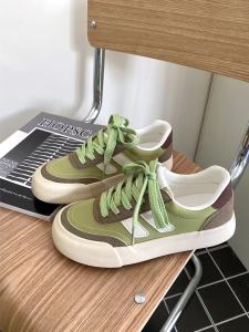 ฤดูใบไม้ผลิ 2024 ใหม่สไตล์original Matcha สีเขียว ก้นหนา ลำลอง ผู้หญิง รองเท้าผ้าใบรองเท้าผ้าใบretroรองเท้าผ้าใบรอบtoeข้อเท้าต่ํา