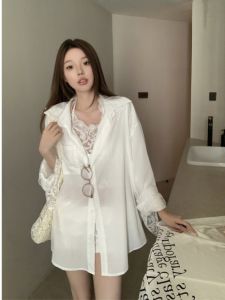 เสื้อเชิ้ตแขนยาวป้องกันแสงแดดสีขาวแบบหลวมๆ สำหรับผู้หญิง ทรงหลวมๆ สไตล์ลำลอง เสื้อคาร์ดิแกนบาง สไตล์ฤดูร้อน