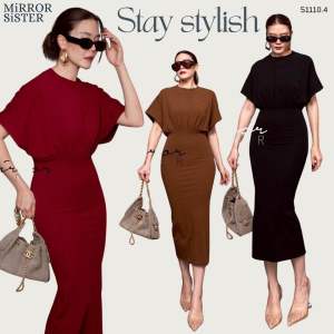 เดรสผ้ายืดทรงหรู งานเข้ารูปช่วงเอว ช่วงแขนสโลปทรงค้างคาว ช่วงกระโปรงทรงสอบเข้ารูป ผ้าซ้อนทบ 2ชั้นTage::Mirror Sister