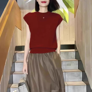 Trendy Summer Womens Top French Design Ice Silk Knitwear Off-Shoulder Sleeve