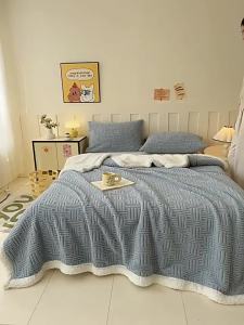 Thick Warm Lamb Velvet Blanket