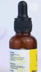 RIZ OIL: Minyak Kemiri Penumbuh Rambut & Penyubur Jenggot