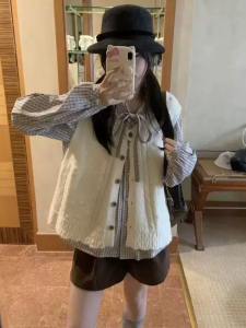 Korean Style Soft Glutinous White Twisted Versatile Knitted Vest Sleeveless Top Early Autumn Single Button Layering Open Cardigan Vest