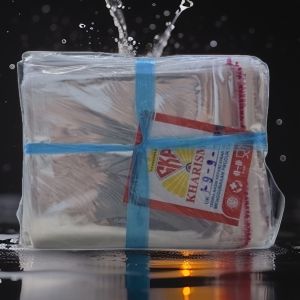 PLASTIK OPP LEM 9X9 ISI 100 LEMBAR