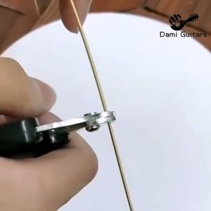 ONEMusic Gitar Tools 3 in 1 String Winder + Bridge Pins Puller + String Cutter