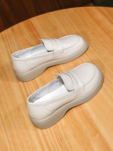 รองเท้าหนังสวมสบายสำหรับผู้หญิง รองเท้าลำลองแบบสวมส้นเตี้ย ทรงหัวมน พื้นยาง สวมใส่สบาย