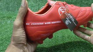 SEPATU OLAHRAGA PRIA SEPAK BOLA.SIZE 36 SAMPAI 43