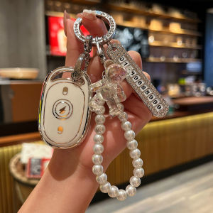 Elegant Womens Electric Vehicle Key Cover Bear Design Protective Shell Nissan Nina Ladies Purse Case Ethnic Style TPU Material