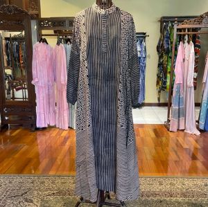 Anya Dress Busui Rayon by Dian Pelangi LIMITED EDITION Busana Muslim Baju Maxi Dress Gamis Abaya Kaftan Gaun Casual Formal Pesta Kondangan Lebaran Wanita Hijaber Cantik Anggun Modis Modern Simple Elegan Mewah Model Korea Terbaru Motif Batik Kekinian
