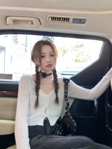 สั้น คอวี Ice ผ้าไหม ครีมกันแดดถัก คาร์ดิเกน ผู้หญิง ฤดูร้อน แจ๊กเก็ตแบบบางปกไหล่เล็ก ชิค หวาน เผ็ด เสื้อท่อนบน