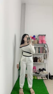 ชุดเซ็ตสีขาวแฟชั่นสุภาพ สวมใส่ได้หลายโอกาส เน้นความเรียบร้อยและดูดีทุกโอกาส