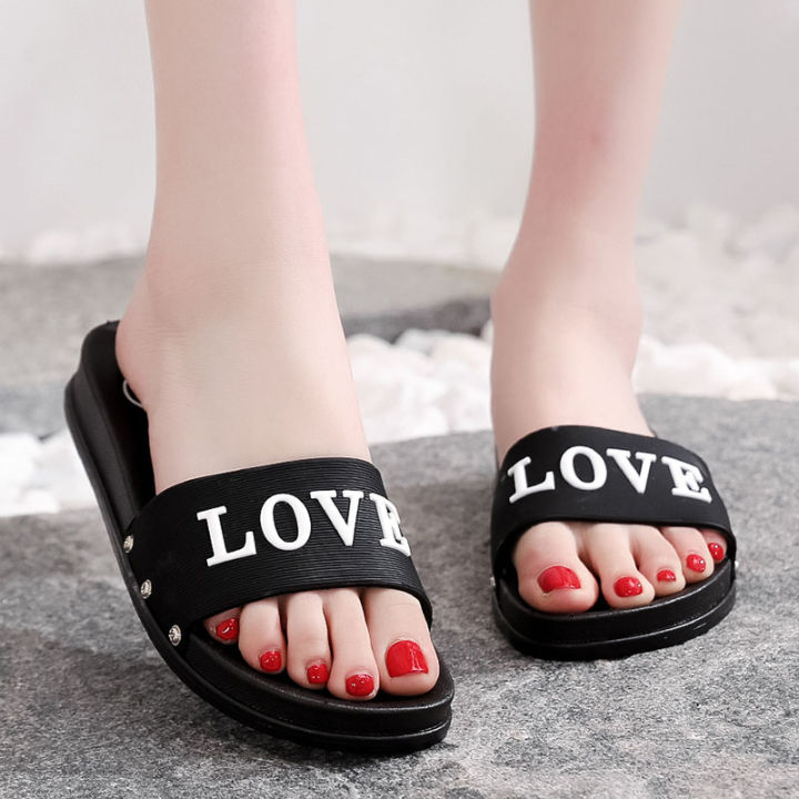 Trendy slippers hot sale for girls