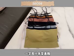 (แพ็ค 3 ตัว) เสื้อสายเดี่ยวครึ่งตัวผู้หญิ รุ่น B-002 ซับใน มีฟองน้ำในตัว ดีเทลสีสวย ผ้านุ่ม ใส่สบาย พร้อมส่ง