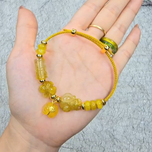 Q1695 Vòng lu thống ngũ điếu cỏ 4 lá hồ ly túi tiền Thạch Anh Tóc Vàng treo móc vàng 10k cho mệnh Thổ và Kim - Phong Thuỷ TUDO