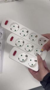 Bộ Chuyển Đổi Nguồn Điện Tiêu Chuẩn Châu Âu Nhỏ Gọn Di Động Ổ Cắm 2/3/4 Chiều Với Tiếp Địa Tiêu Chuẩn Dùng Cho Gia Đình Và Du Lịch