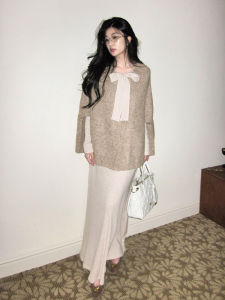 XUECAIQI | Slimming Bow-Knit Fall Set For Women