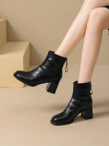Josiny | Winter New Chelsea Boot Black Slim Design