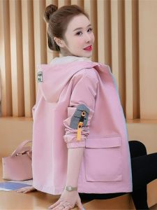 เสื้อแจ็คเก็ตเบสบอลคอวีบางเฉียบสำหรับผู้หญิงในช่วงต้นฤดูใบไม้ร่วงและฤดูหนาวปี 2024 เสื้อแจ็คเก็ตทรงเข้ารูปแบบใหม่