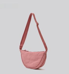Fashionable Casual Nylon Crossbody Bag for Women Single Shoulder Dumpling Shape Leisure Summer Canvas Bag With Zipper Closure