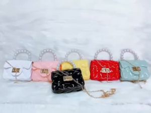 กระเป๋า สะพายข้าง แฟชั่น Jelly bag ใช้ได้ทั้งผู้ใหญ่กับเด็ก - BC.shop