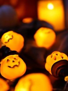 Dây đèn Led bí ngô trang trí Halloween nhà ma