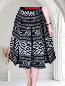 Rok Lilit Tenun Wanita Rok Batik Wiru Bawahan Kekinian Korean Stayle