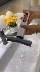 Cây Lau Kính Gạt Nước Lau Bếp Mini Nhỏ Gọn Đa Năng Cầm Tay Tiện Dụng