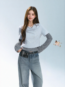 Striped Fake Layer Long Sleeve Loose Swing Neck T-Shirt Spring Short Style