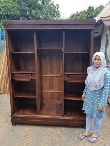 Lemari jati sleding pintu 3 { Dewi Meubel Jati }