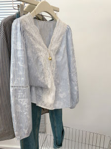 French Elegant Sweet Stripe Lace Shirt Casual Match V-neck Top