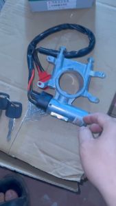 ổ khóa điện HOWO JK396B lắp cho xe ô tô máy móc các loại phổ biến như howo đầu kéo JK 396 B