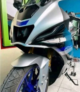 Aksesoris Winglet  R15 v4 rim