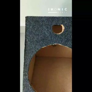 IKONIC Box Speaker Subwoofer Pasif 12 Inch Karpet Hitam Box Speaker Kayu Segi / Miring Kualitas Dengan Lobang Twiter Tweeter Terbaik