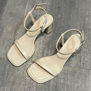 รองเท้าแตะส้นสูงแบบสวมลำลองสำหรับผู้หญิงในช่วงฤดูร้อนปี 2025 สไตล์เกาหลี ทรงหัวมน หนัง PU วัสดุยาง