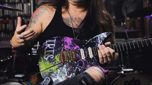 Enya Inspire 39" Đàn guitar điện thông minh bằng sợi carbon với loa không dây 15W 20 âm sắc riêng biệt cài đặt sẵn trên đàn cáp sạc cờ lê điều chỉnh và túi đựng đàn