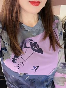 เสื้อยืดแขนยาวพิมพ์ลายหมึกน้ำสไตล์จีน ทรงสลิมฟิต ผ้าตาข่ายบาง เสื้อชั้นในแฟชั่น เสื้อผ้าทำงานสไตล์เกาหลี ฤดูใบไม้ร่วง 2024