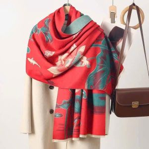 Khăn choàng dạ cashmere hoa Sen