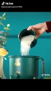 Nồi Lẩu Điện Mini Đa Năng Chống Dính 18cm Tặng Kèm Giá Hấp Có thể Chiên Xào Nấu ăn nấu cơm nấu lẩu mini phù hợp cho sinh viên dân văn phòng