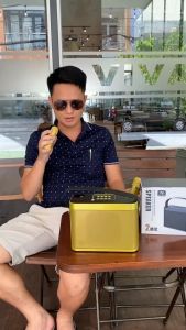 Loa karaoke YS-219 kèm 2 micro hát không dây Công suất 45W Bass khủng Âm thanh sống động Micro hút giọng Có chức năng đổi giọng nói Bảo hành 12 tháng
