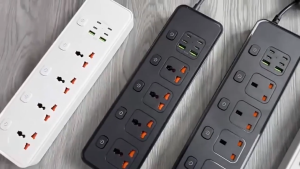 Power Strip with 3 USB Type C Charger Socket PD 30W 13A 2500W overload protection Extended cable 1.2m power Socket