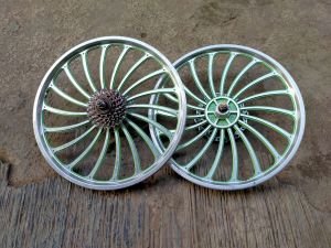 Pelk Velk Velg Roda Sepeda Engkol Kipas Alloy Aloy Alumunium Ukuran 20 Bekas Second 2nd