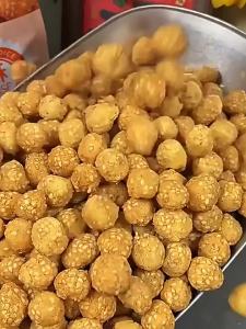 Crunchy Peanuts