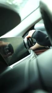 Magnetic Phone Holder 360 Degree Rotation Foldable Vacuum Suction Handsfree Magnetic Phone Mount for Car/Smooth Surface