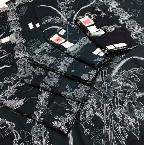 SOPHIA ผ้าถุงสตรีบาติก ลายปาเต๊ะ คละลาย ตรา TS (เย็บสำเร็จ) รหัส TSA68+TSA73