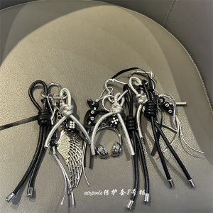 Sweet Cool Silver Heart Wings Bag Chain Car Key Holder Water Cup Pendant Airpods Earphone Case Decorative Accessories