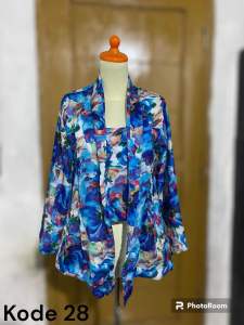 Kebaya nenek jaman dulu ncim wanita motif bunga kutubaru kartini