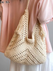 Bohemian Tassel Grass Woven Bag Womens Large Capacity Hollow out Basket Beach Vacation Handbag Soft Korean Style Summer Bag