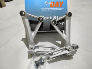 FOOTSTEP POSTEP GANTUNG BELAKANG CB150R GORILLA VAPOR BLASTING SILVER DETAIL ORI ORIGINAL PIJAKAN KAKI BELAKANG HONDA CB K15 K150 IMPOR GORILA KLIK CLICK SET KARET PANGKON PANKON DUDUKAN KENALPOT CBR K15 CBR K45 STREETFIRE LED IMPORT GORILA PNP CB GL MP
